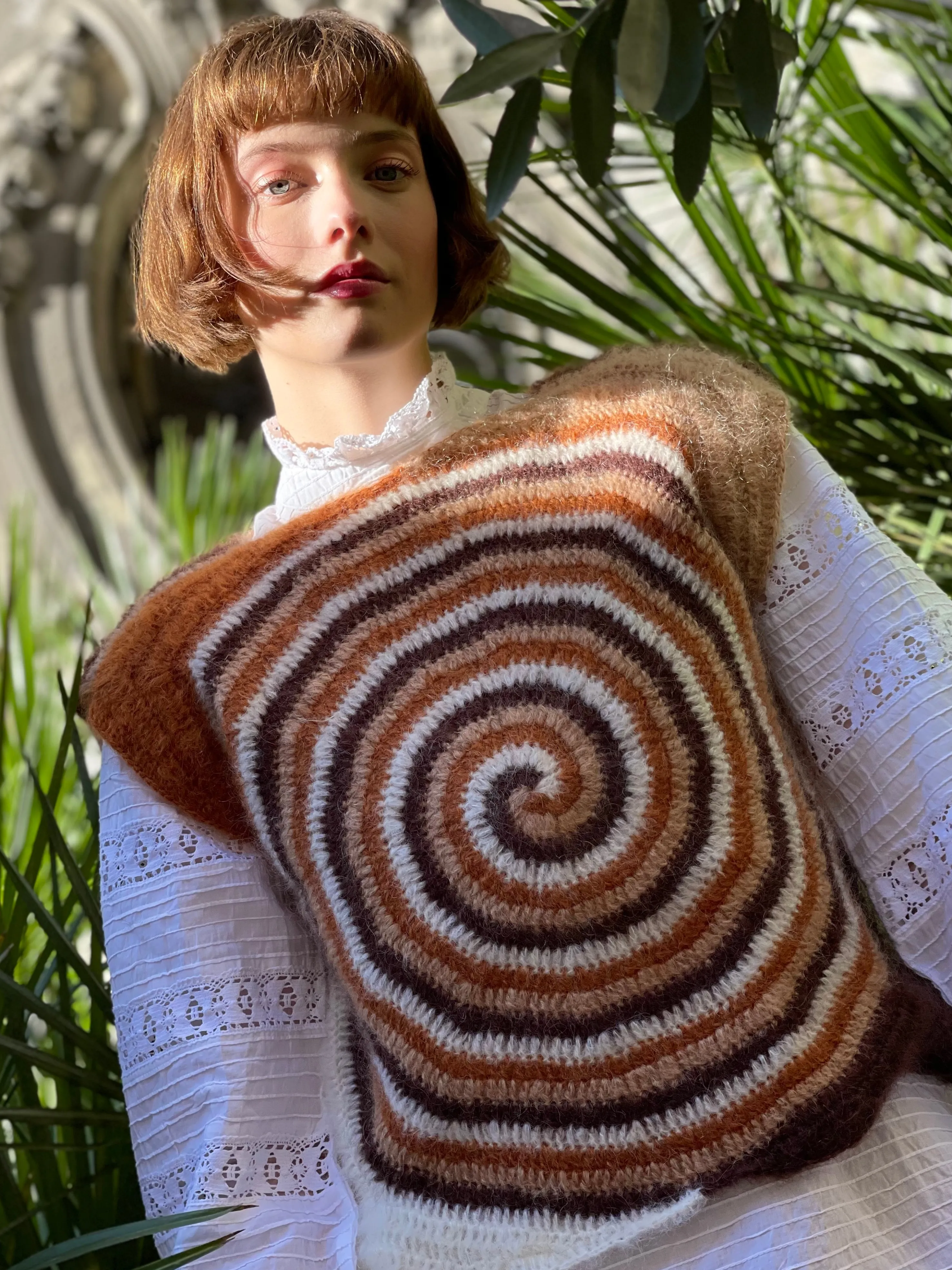 Rose Carmine Tops-BEIGE SPIRALES TOP