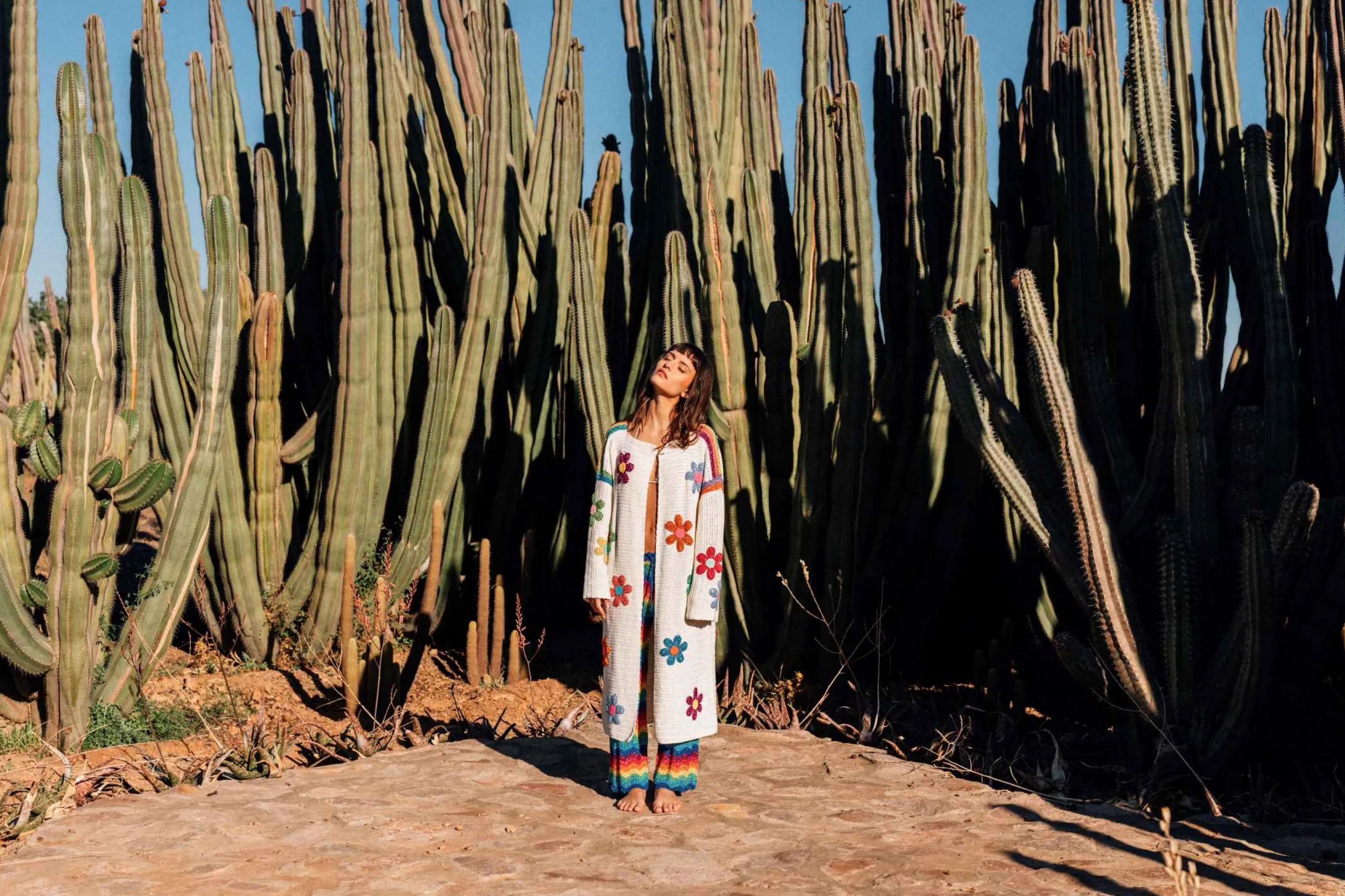 Rose Carmine Iconics|Coats-COAT ECRU FREE FLOWERS (Spring / Summer)