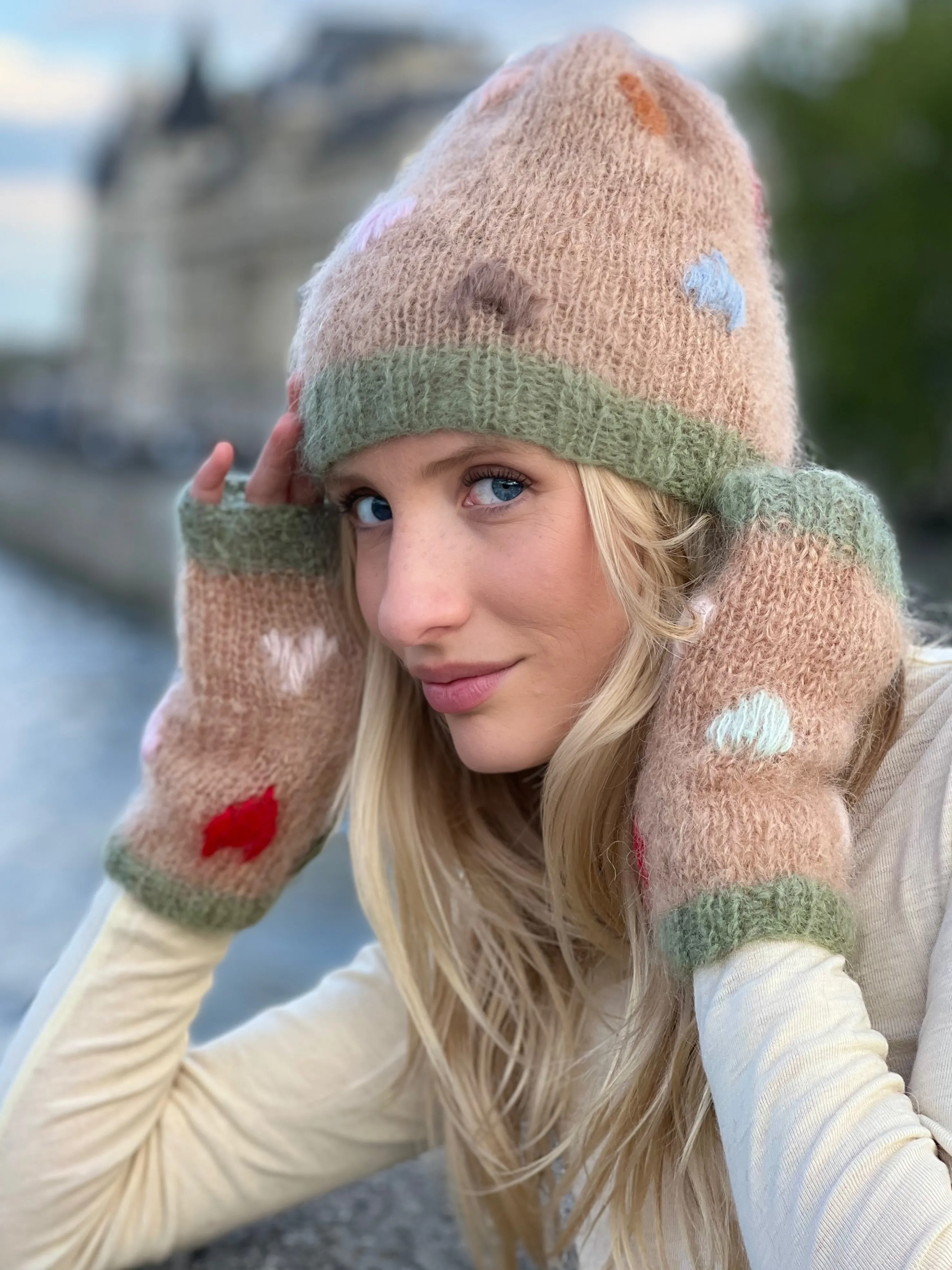 Rose Carmine Accessories-HAT & MITTENS MON AMOUR BEIGE
